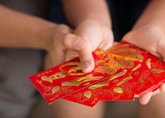 关切员工父母，为员工父母设置关切金造度